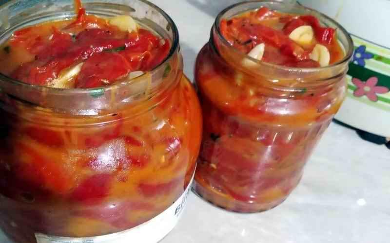 CEPKANA PAPRIKA U TEGLI ZA ZIMNICU