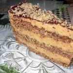 KARAMEL TORTA SA BOGATOM KREMOM