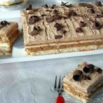 KREMASTE KOCKE SA PETIT KEKSOM