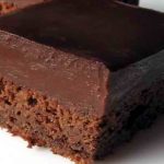 KREMASTE ČOKOLADNE KOCKE