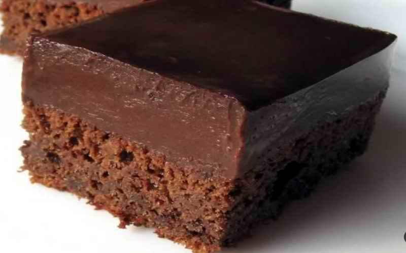 KREMASTE ČOKOLADNE KOCKE