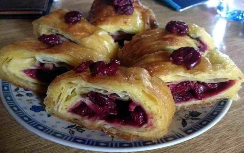 SOČNA ZALIVENA PITA