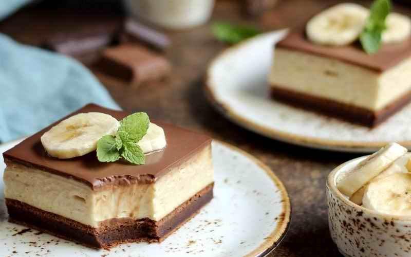 VRHUNSKE ČOKOLADNE KOCKE SA BANANAMA
