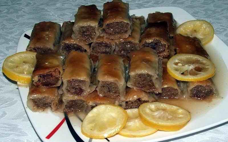 PREDIVNA BAKLAVA SA PLAZMA KEKSOM