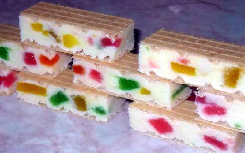 ŠARENA KINDER BAJADERA
