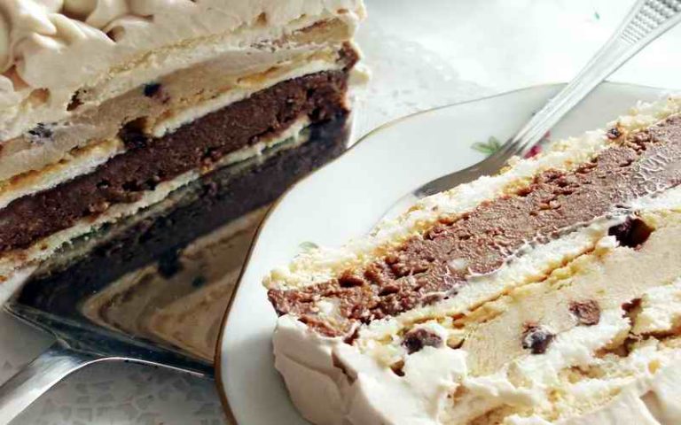 KAPUĆINO TORTA