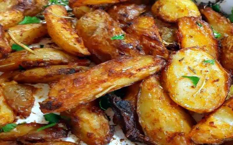 PIKANTNI KROMPIR IZ RERNE