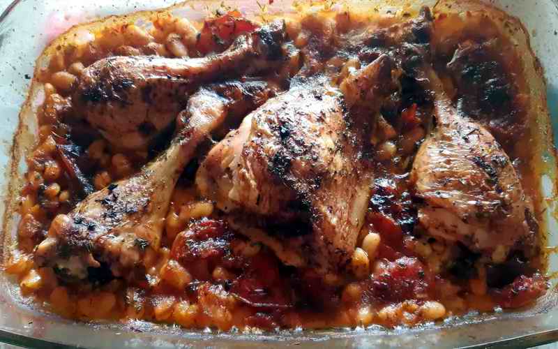 PILETINA SA PASULJEM