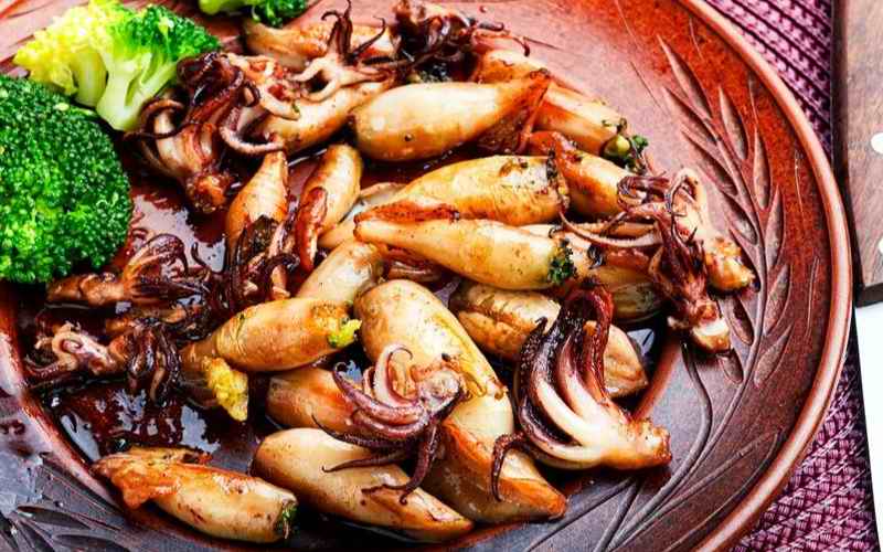 PUNJENE LIGNJE IZ RERNE