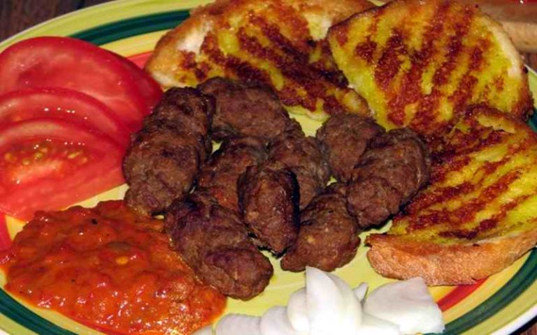 PIKANTNI ĆEVAPI