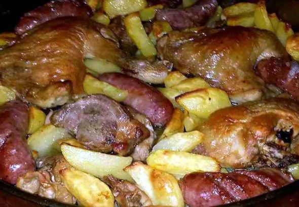 KROMPIR SA MEŠANIM MESOM