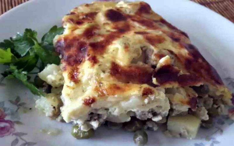 MUSAKA OD DIMLJENOG VRATA I GRAŠKA