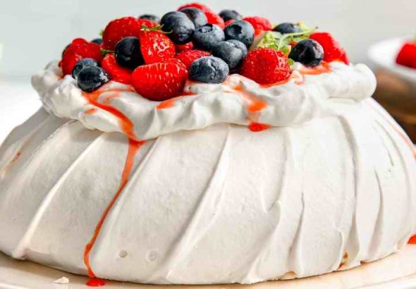 PAVLOVA TORTA