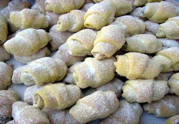 PUNJENE SLATKE KIFLICE