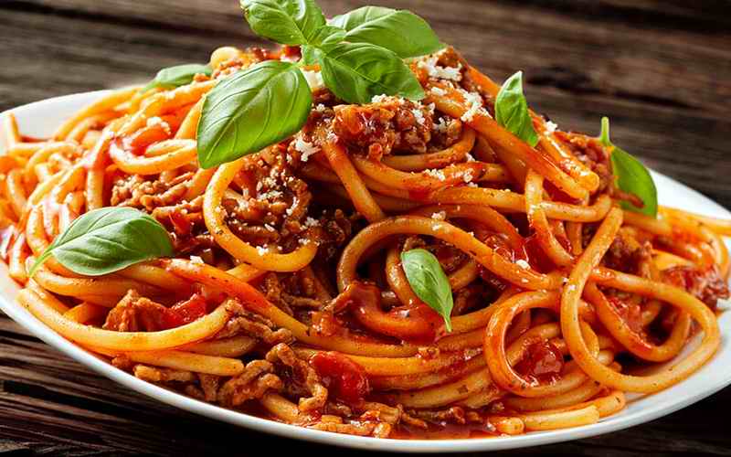 BOLONJEZE ŠPAGETI