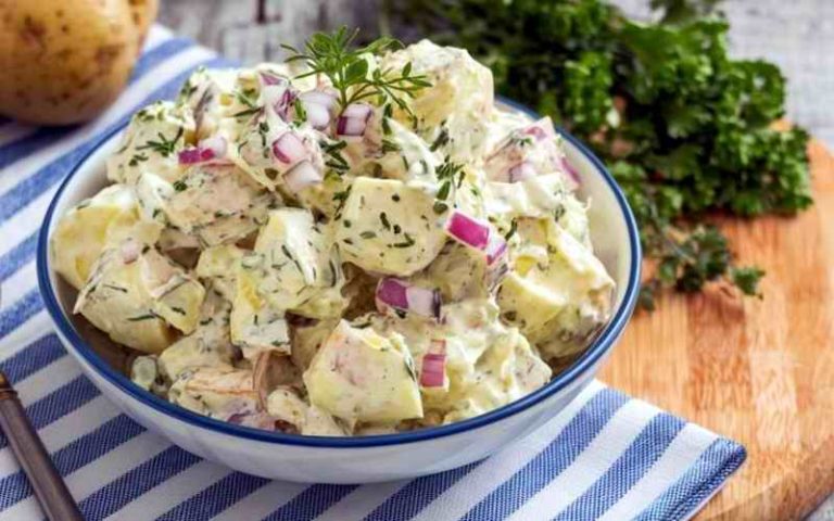 KREMASTA KROMPIR SALATA