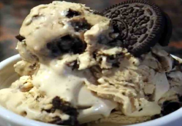 SLADOLED S OREO KEKSOM I KAFOM